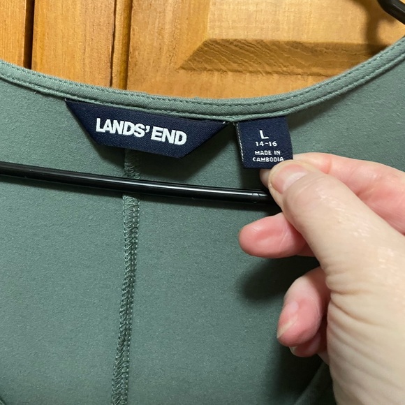 Lands End Green Short Sleeve Dress with bee scarf - Picture 6 of 8